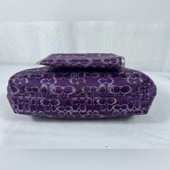 NWT Coach Kisslock Clutch / Wristlet with Matching Cardholder - Picture 3 of 16